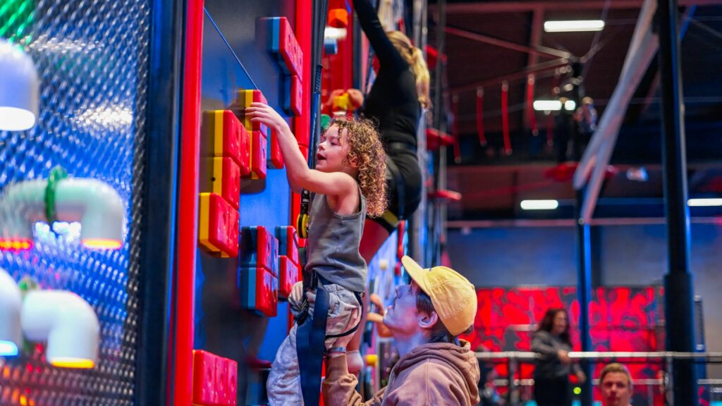 klättring i Stockholm hos JumpYard Göteborg på work & family företagsevent